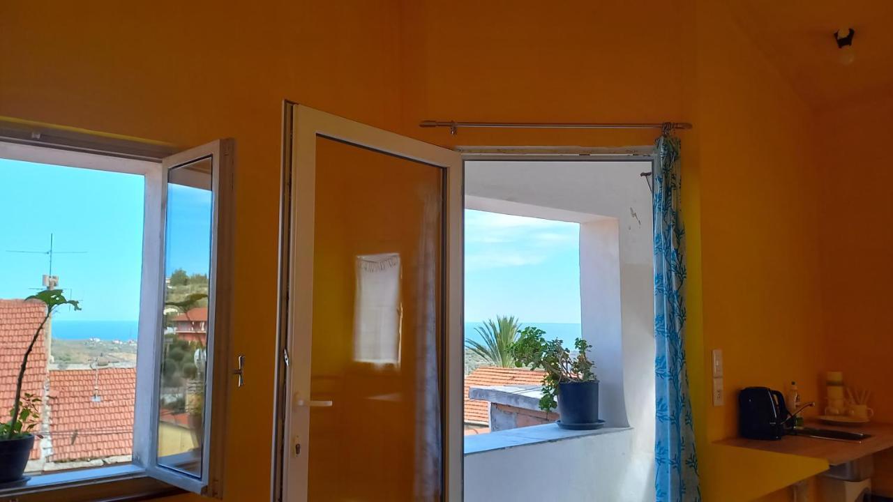 Appartement Plan B à Civezza Extérieur photo